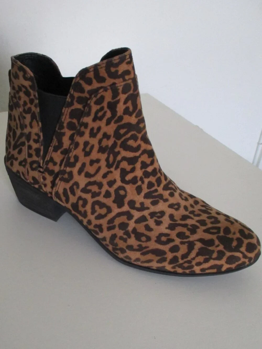 Circus by Sam Edelman Womens Leopard Print Ankle Bootie Shoe NWOB - Size 5.5M